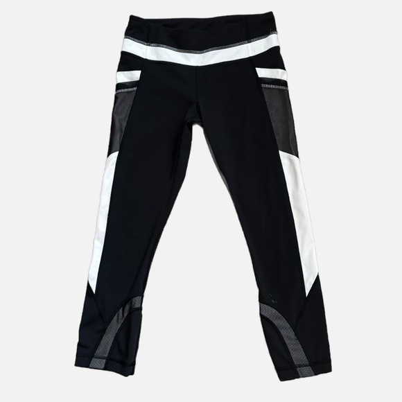 Lululemon Run Inspire Crop Leggings Size 4 Side Pockets - Picture 2 of 11